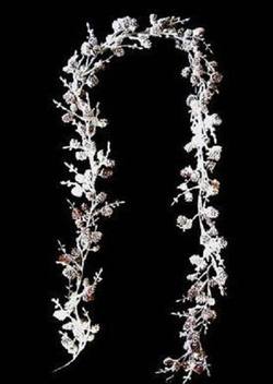 Pine Cone Garland with Snow - 6ft