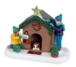 Doghouse Christmas
